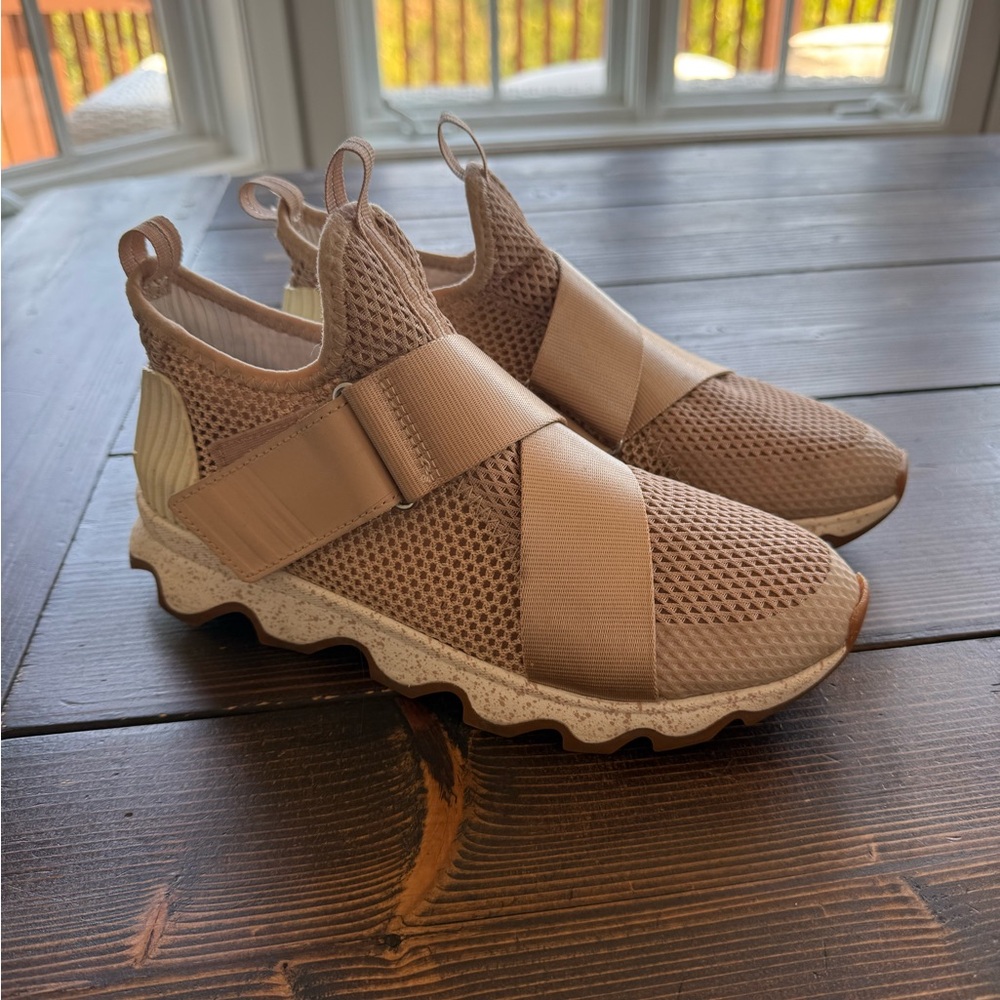 Sorel light pink kinetic Mesh Slip-On Sneakers